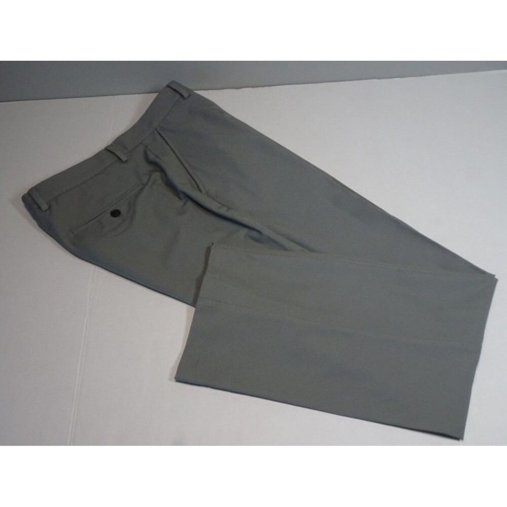 Greg Norman Men's Golf Performance Stretch Fabric Classic Fit Pant 34x32